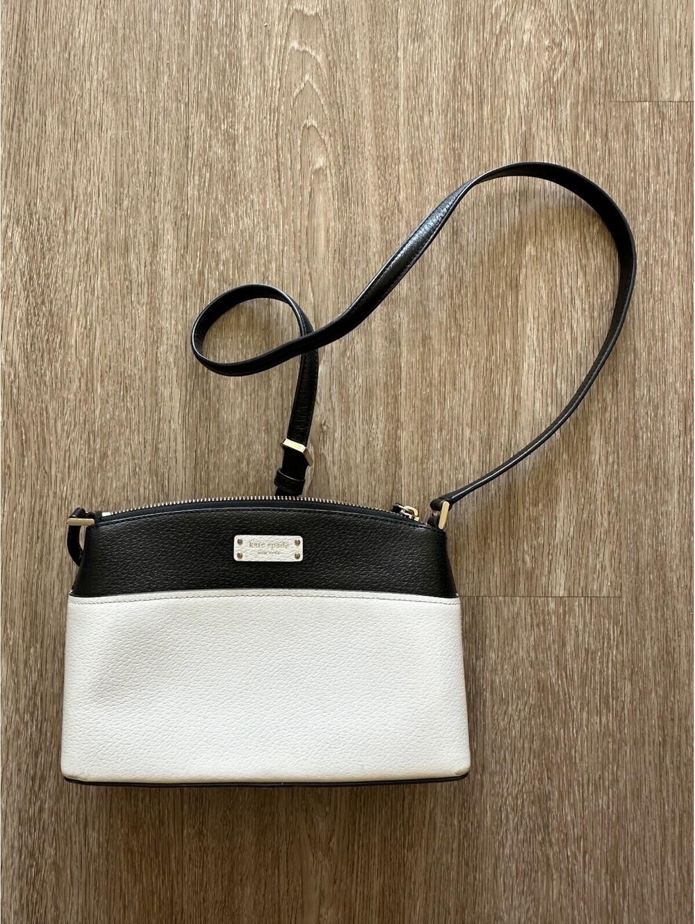 Kate Spade Black and White Crossbody Bag